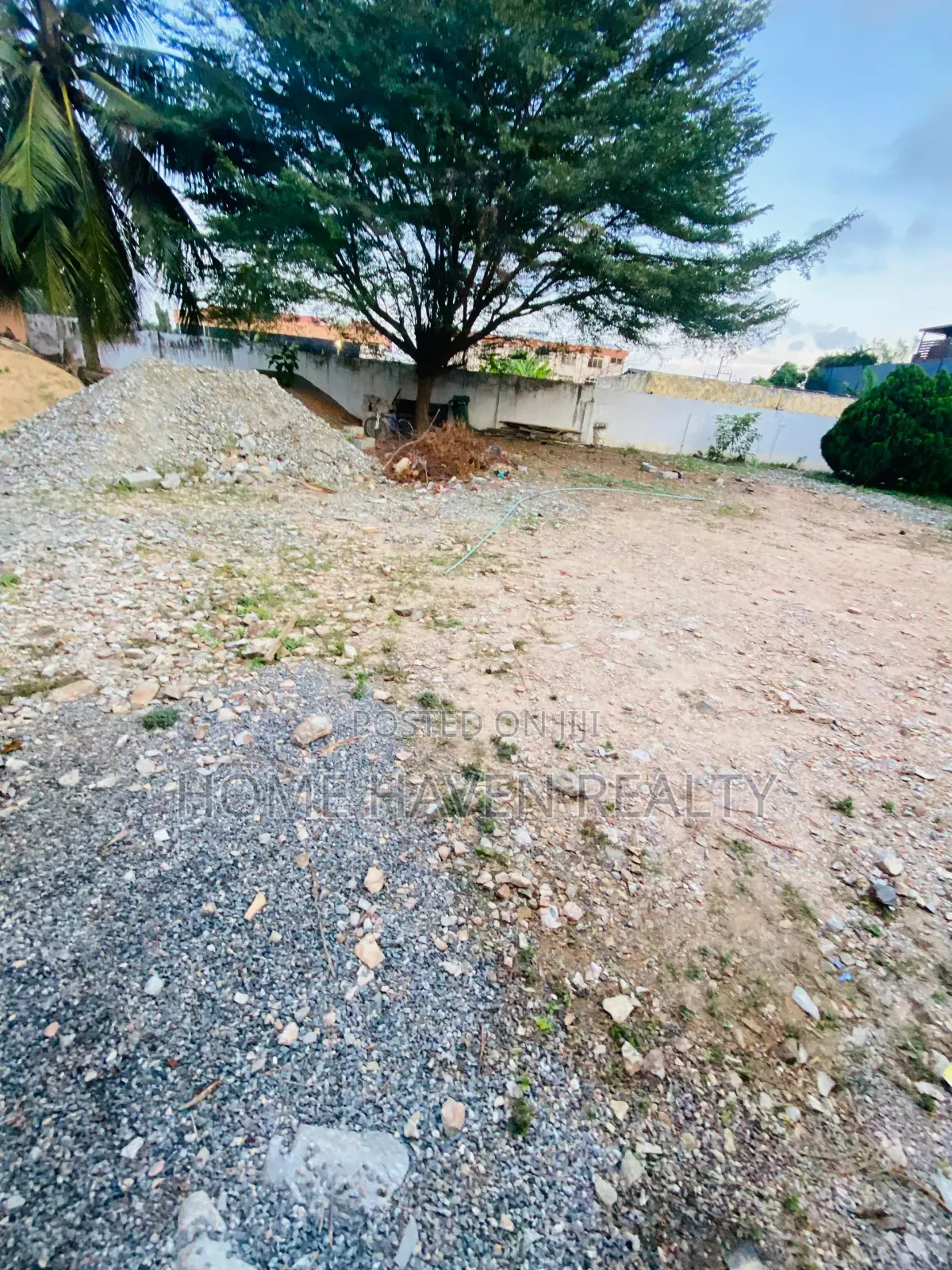 One Plot of Land for Sale at Dzorwulu
