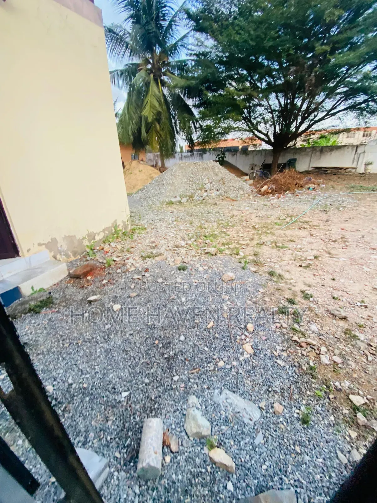 One Plot of Land for Sale at Dzorwulu