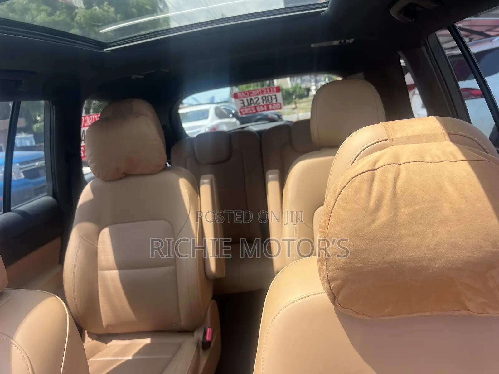 Li Auto One 2022 Gray
