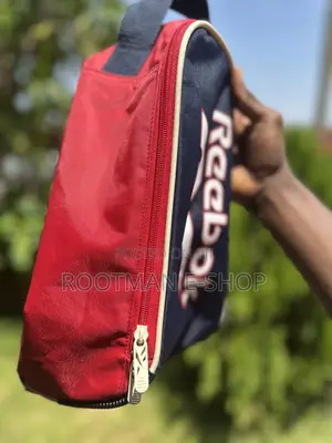 Clean Stylish Reebok Sports Bag – Great Condition