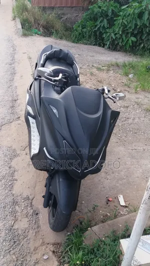 Yamaha Majesty 2017 Black
