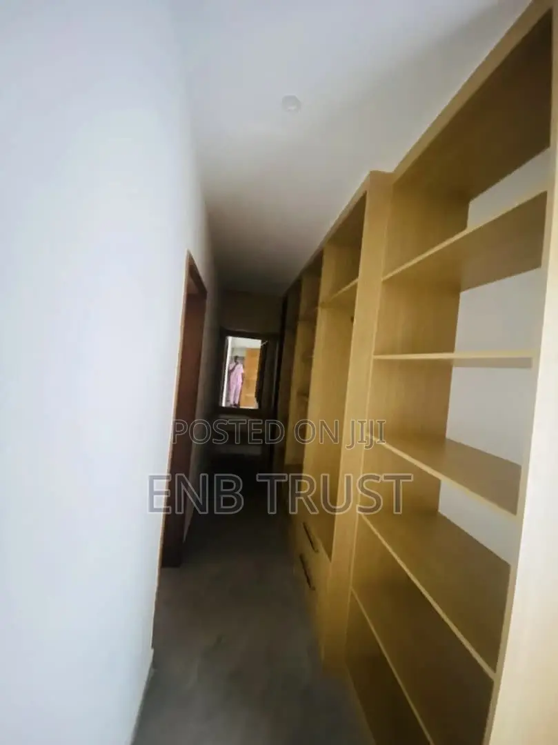 2bdrm Apartment in Dzowulu, Dzorwulu for rent