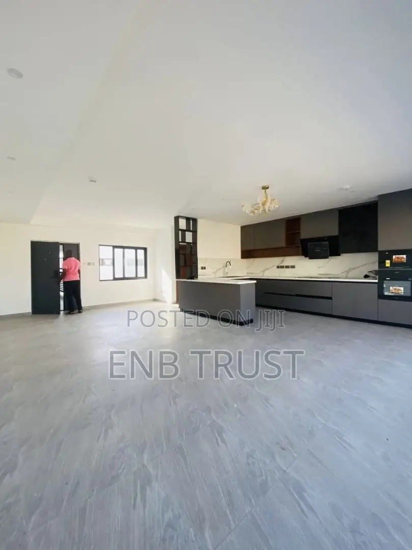 2bdrm Apartment in Dzowulu, Dzorwulu for rent