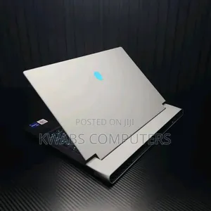 New Laptop Dell Alienware 17 R3 32GB Intel Core i7 SSD 1T