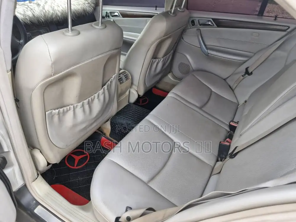 Mercedes-Benz C240 2.6 RWD 2004 Silver
