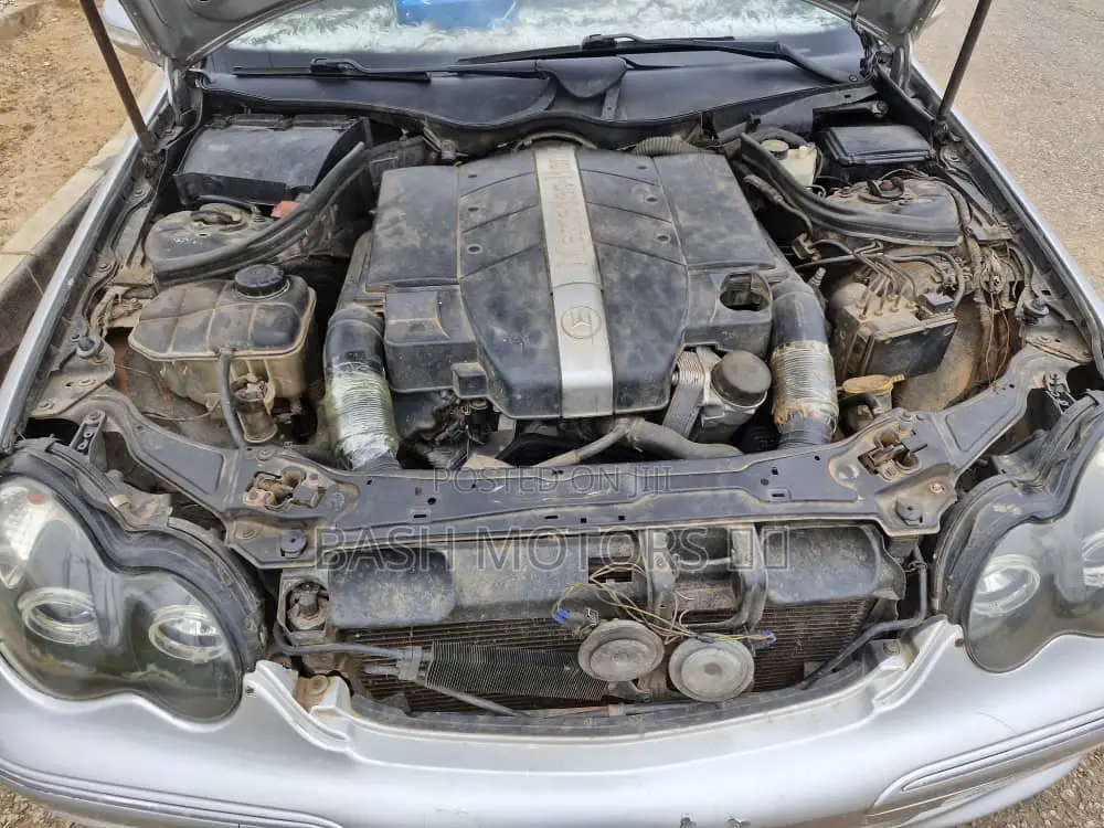 Mercedes-Benz C240 2.6 RWD 2004 Silver
