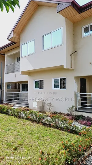 3bdrm Duplex in Ga East Municipal for rent