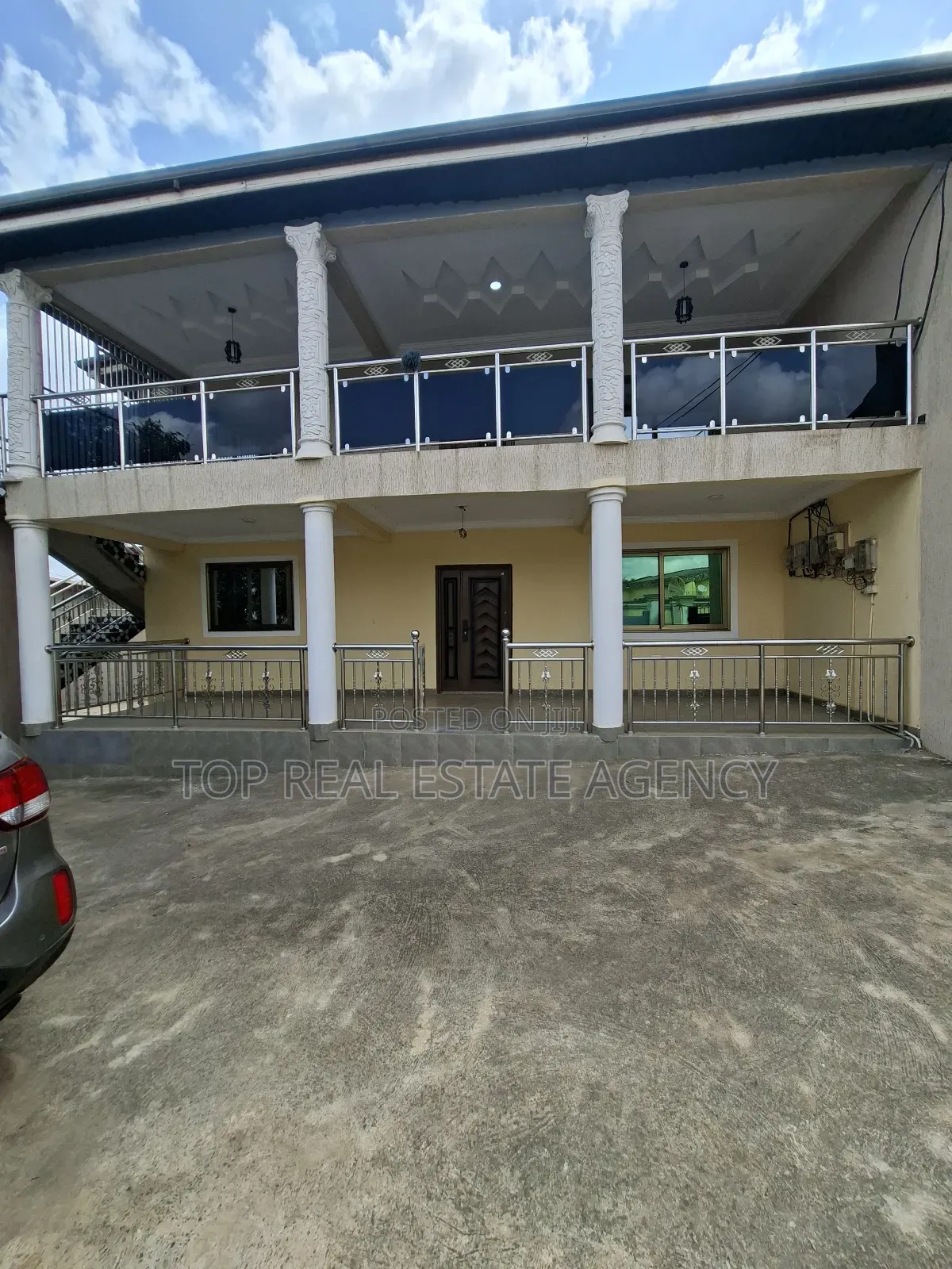 3bdrm Apartment in Kwabenya for rent