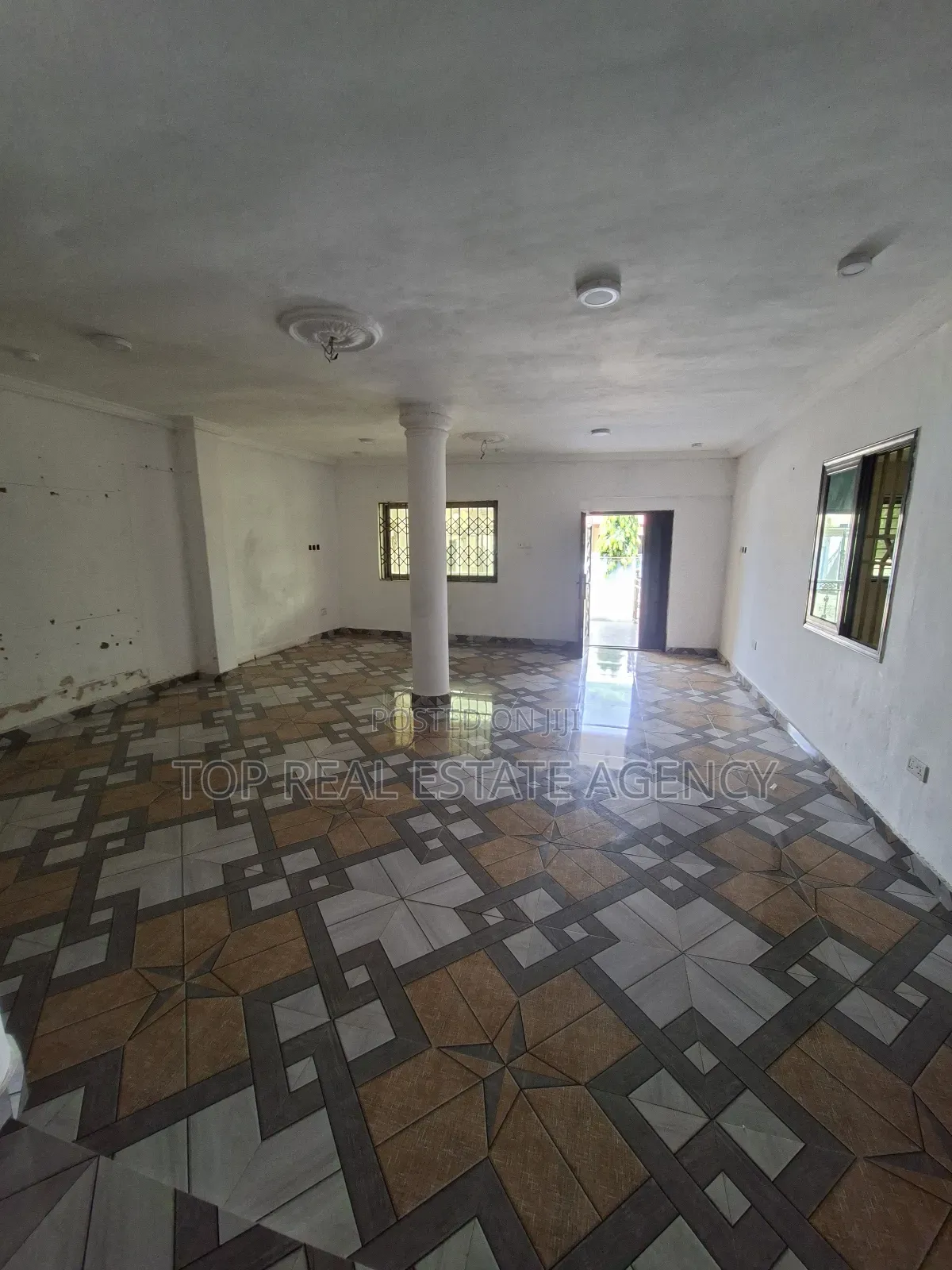 3bdrm Apartment in Kwabenya for rent