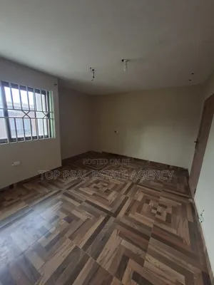 3bdrm Apartment in Kwabenya for rent
