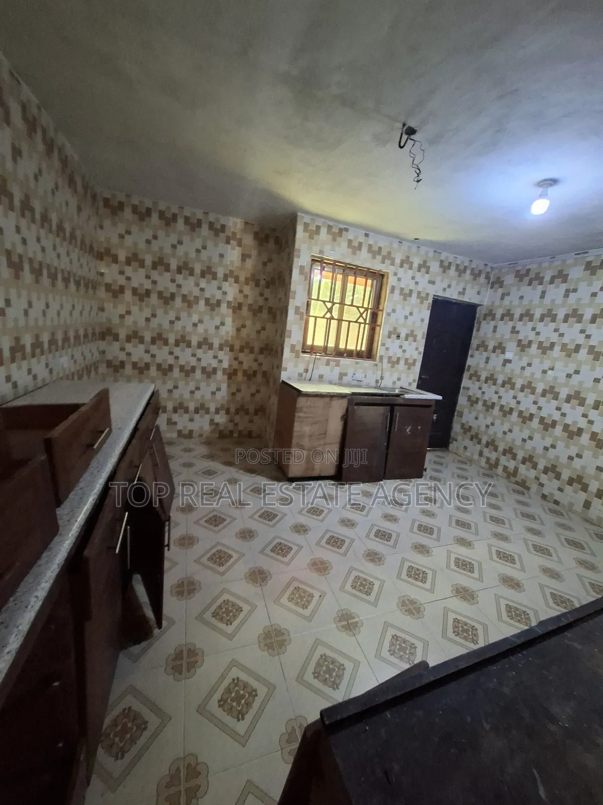 3bdrm Apartment in Kwabenya for rent