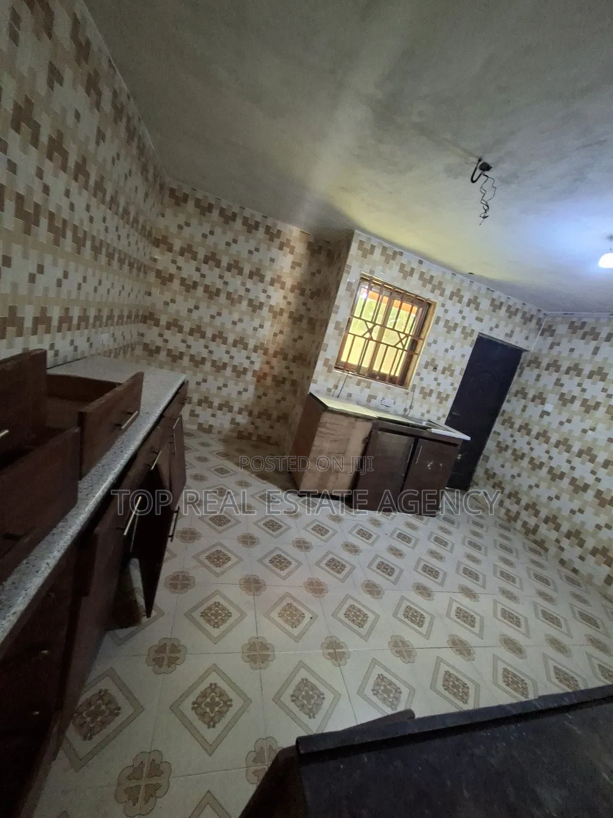 3bdrm Apartment in Kwabenya for rent