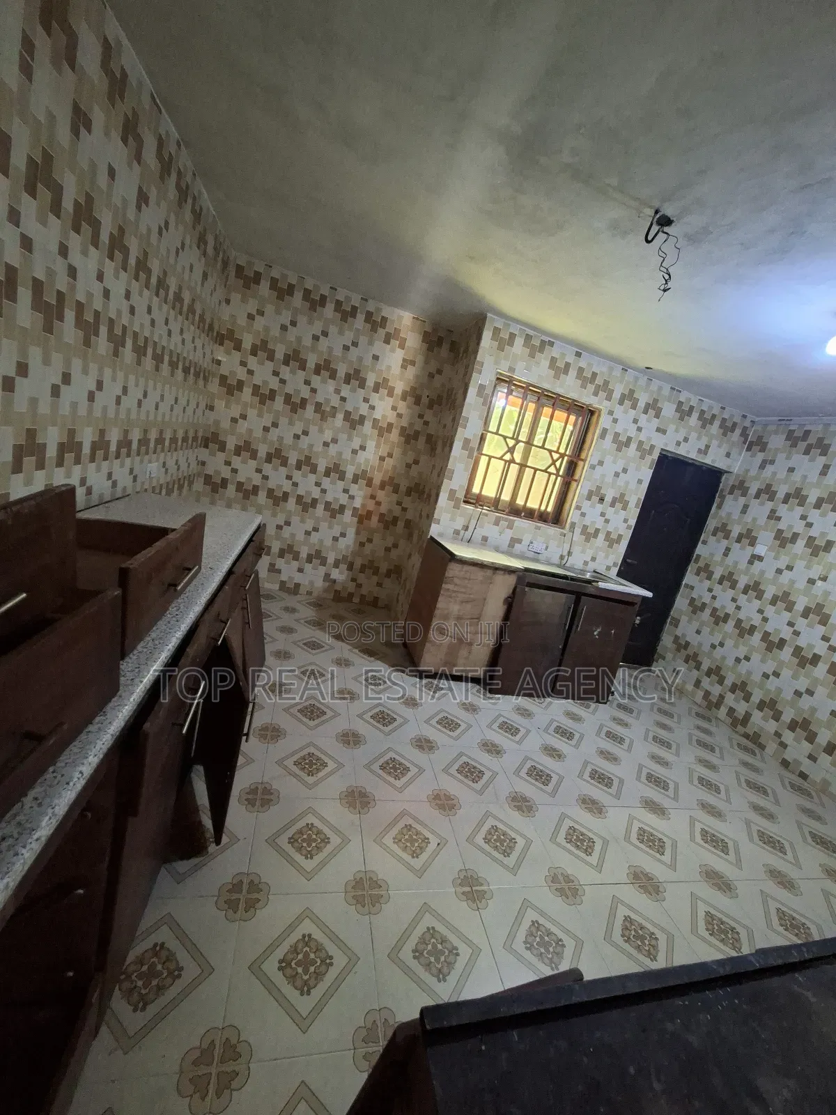 3bdrm Apartment in Kwabenya for rent