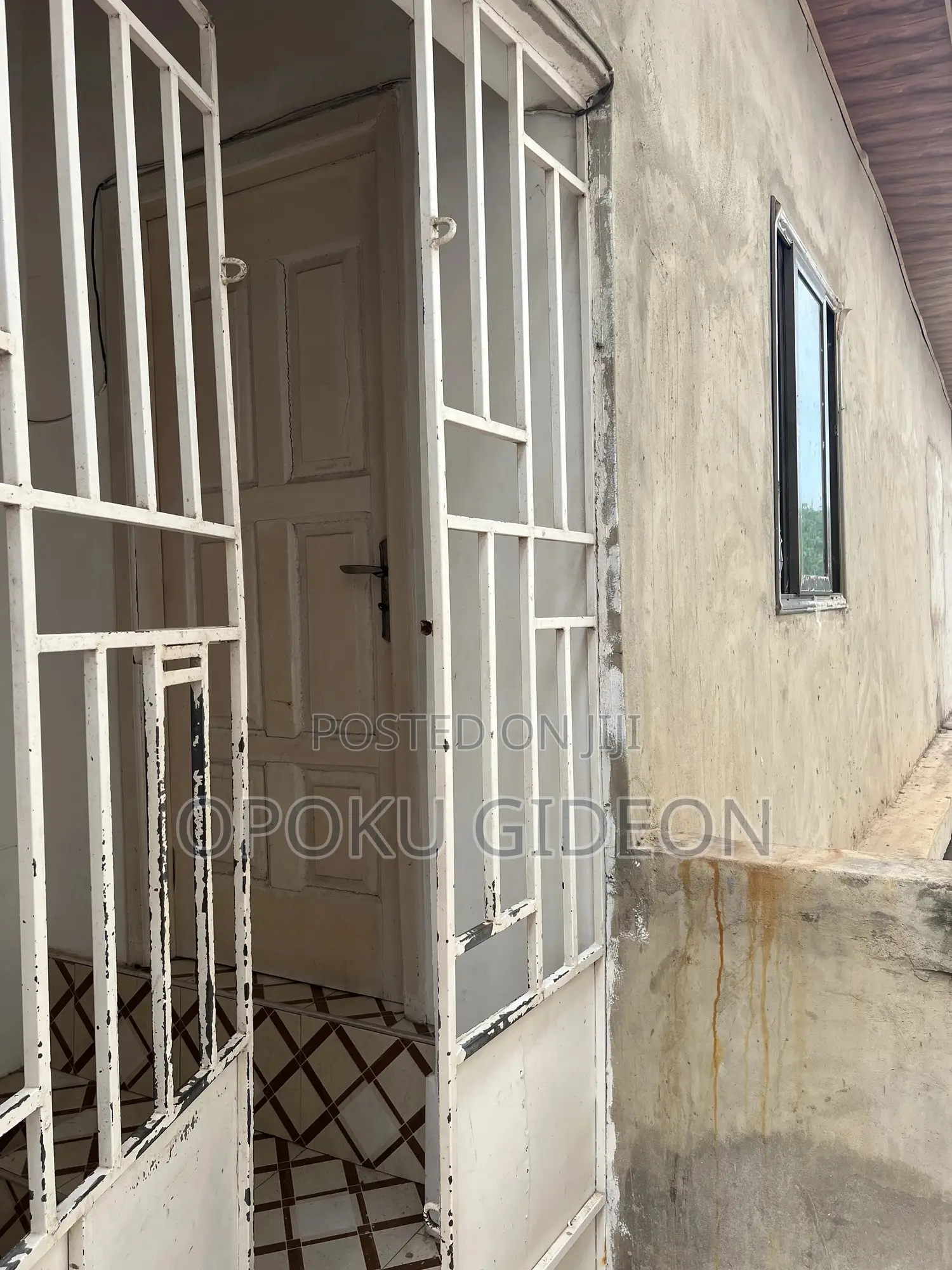 1bdrm Room & Parlour in Canada, Olebu for rent