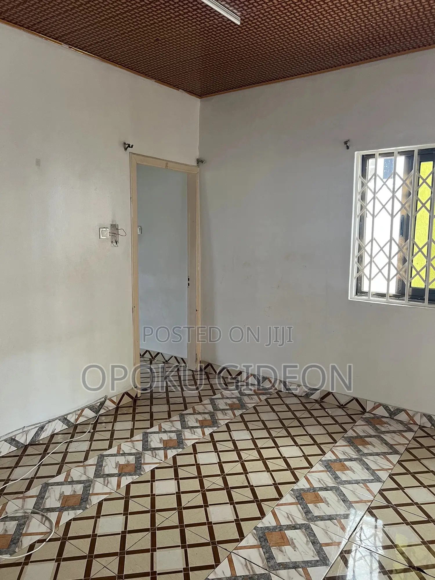 1bdrm Room & Parlour in Canada, Olebu for rent