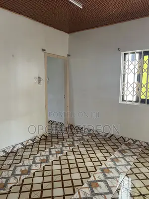 1bdrm Room & Parlour in Canada, Olebu for rent