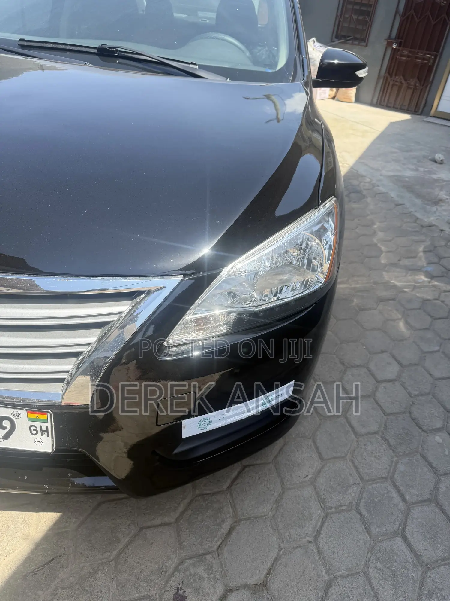 Nissan Sentra SV 4dr Sedan (1.8L 4cyl CVT) 2015 Black