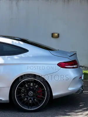 Mercedes-Benz C63 S RWD Coupe (4.0L V8 7A) 2018 Silver