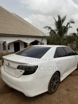 Toyota Camry L 4dr Sedan (2.5L 4cyl 6A) 2013 White