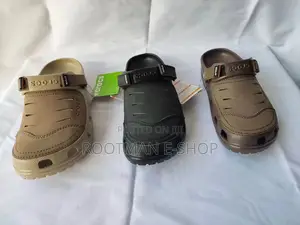 Crocs Yukon Unisex Sandals Original
