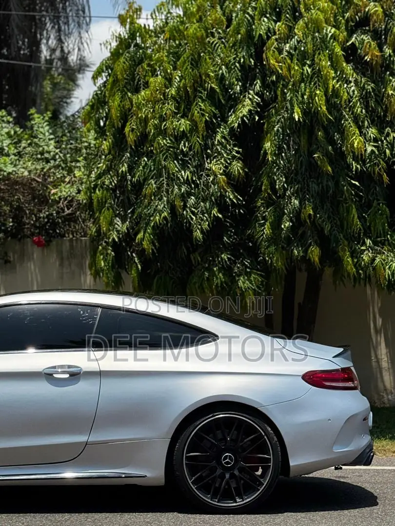 Mercedes-Benz C63 S RWD Coupe (4.0L V8 7A) 2018 Silver