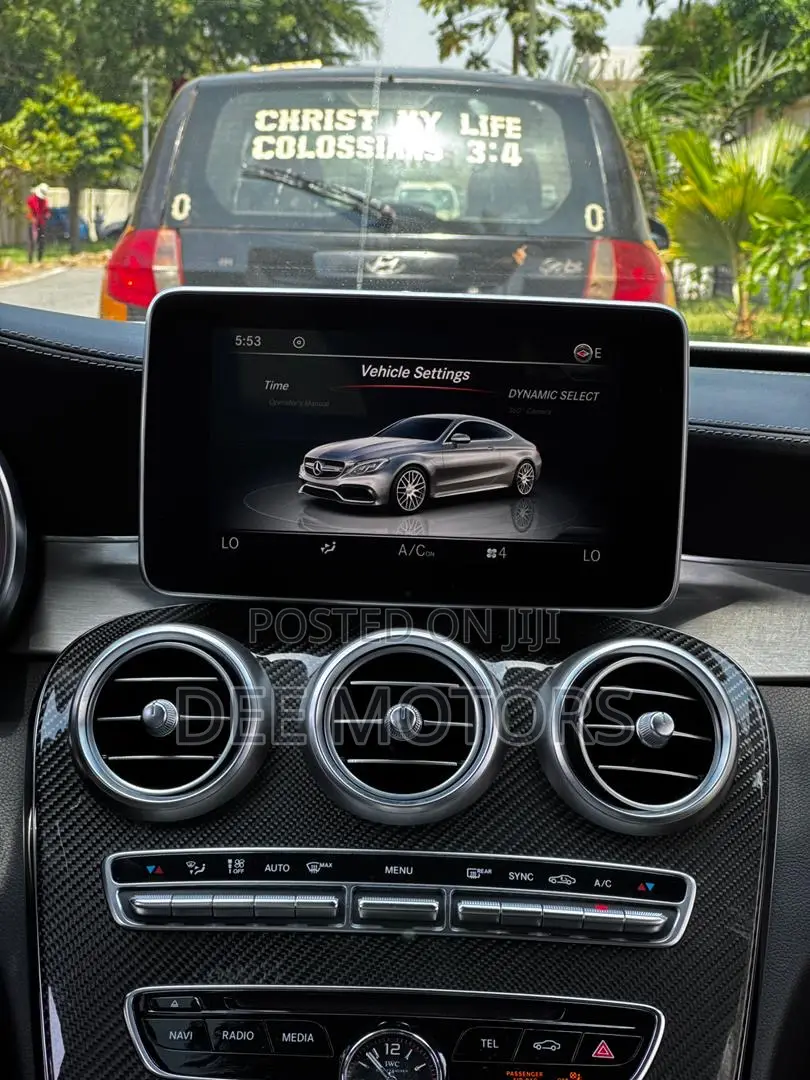 Mercedes-Benz C63 S RWD Coupe (4.0L V8 7A) 2018 Silver