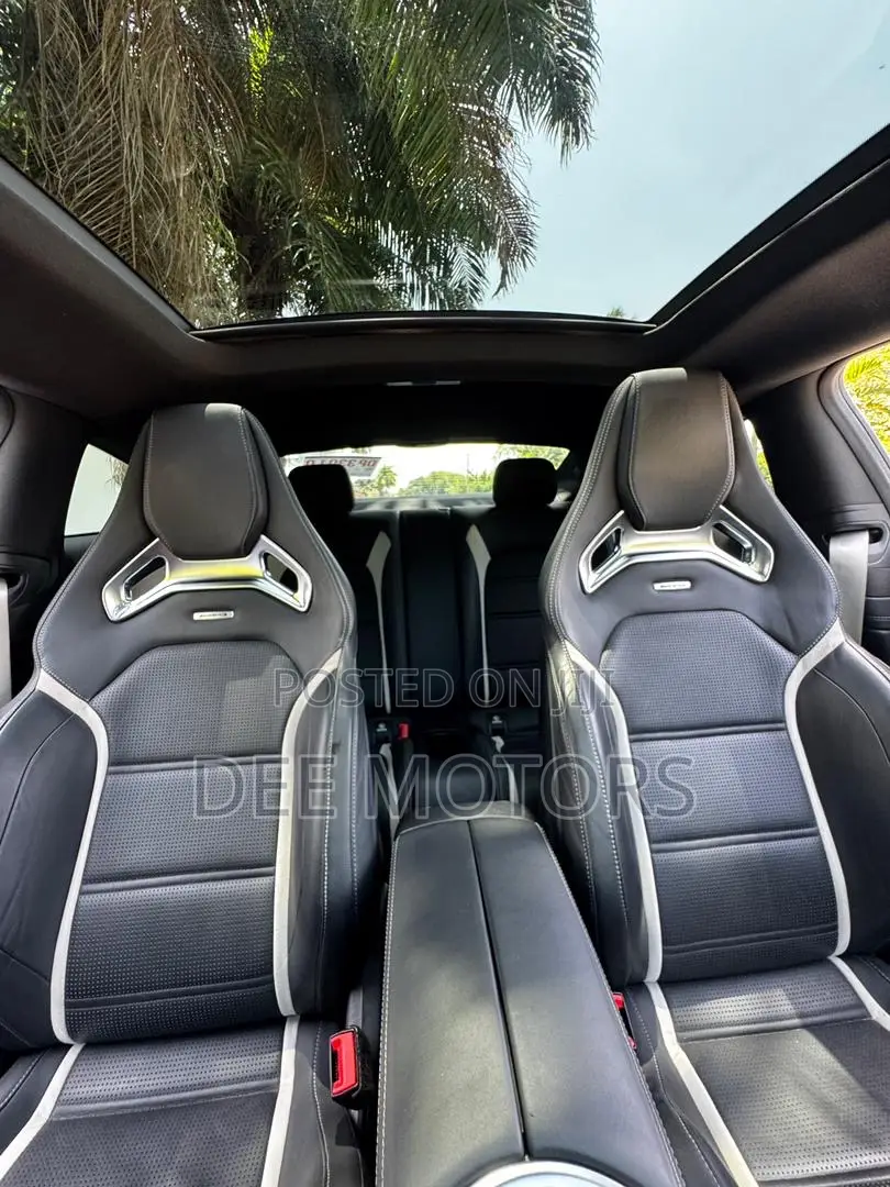 Mercedes-Benz C63 S RWD Coupe (4.0L V8 7A) 2018 Silver