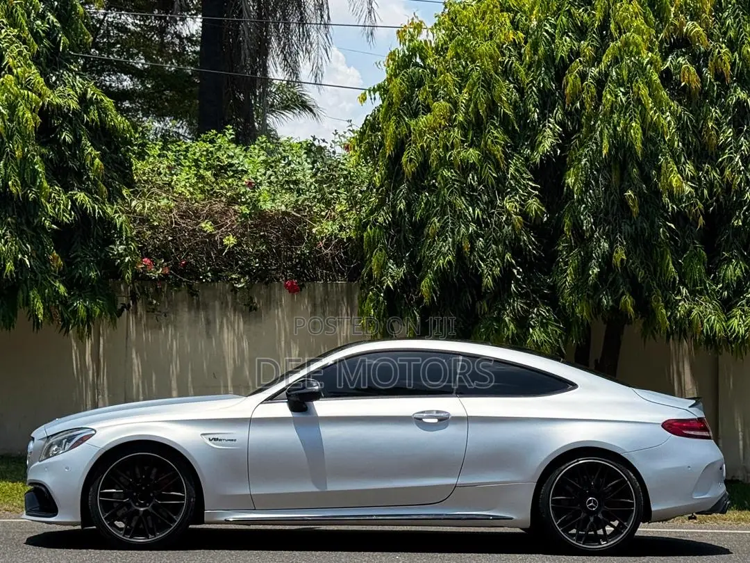 Mercedes-Benz C63 S RWD Coupe (4.0L V8 7A) 2018 Silver