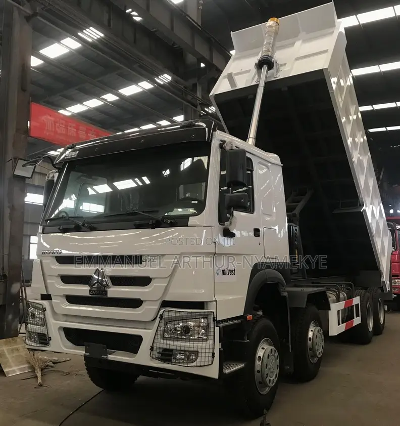 Tipper Truck for Sale – Strong Engine, Ready for Site Work