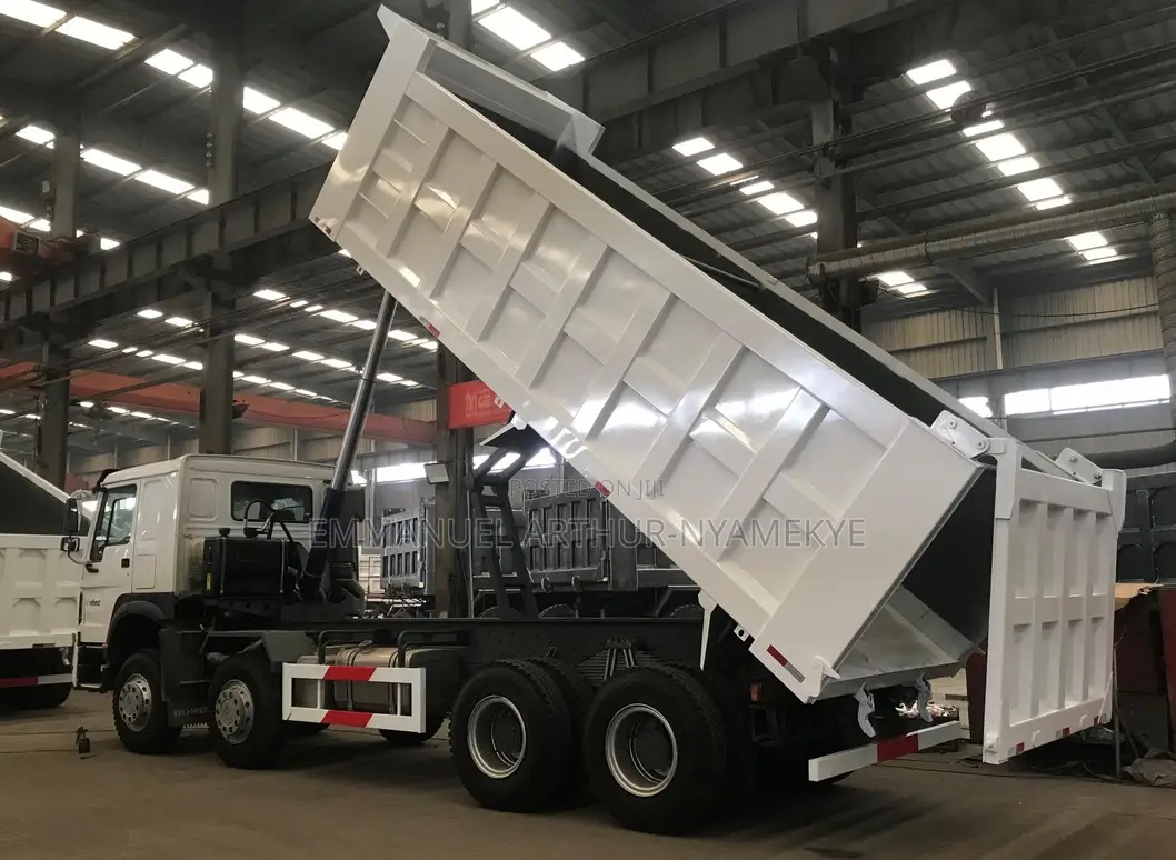 Tipper Truck for Sale – Strong Engine, Ready for Site Work
