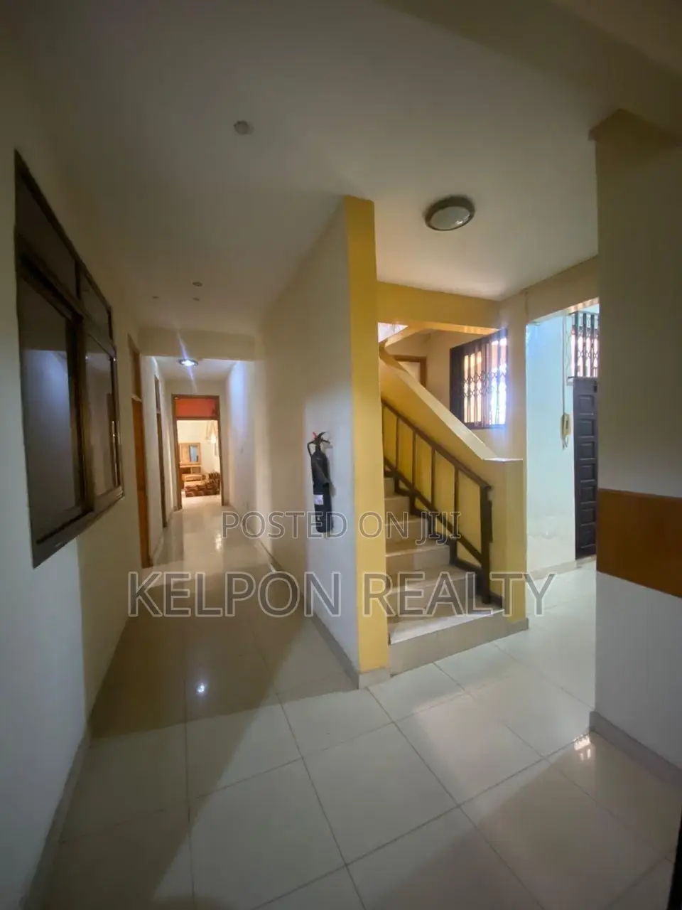 Furnished 6bdrm House in Dansoman, Accra Metropolitan for sale