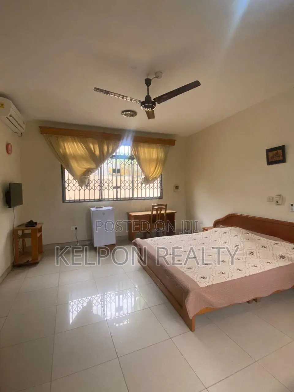 Furnished 6bdrm House in Dansoman, Accra Metropolitan for sale