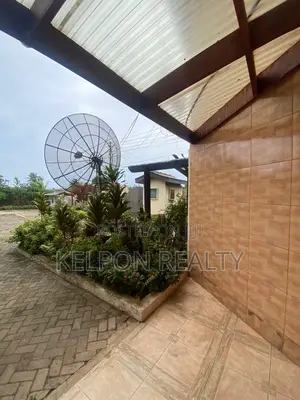 Furnished 6bdrm House in Dansoman, Accra Metropolitan for sale