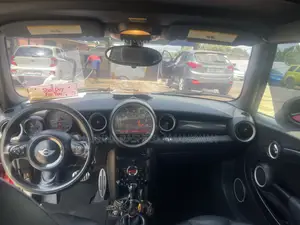Mini Cooper S 2dr Convertible (1.6L 4cyl Turbo 6M) 2015 Red