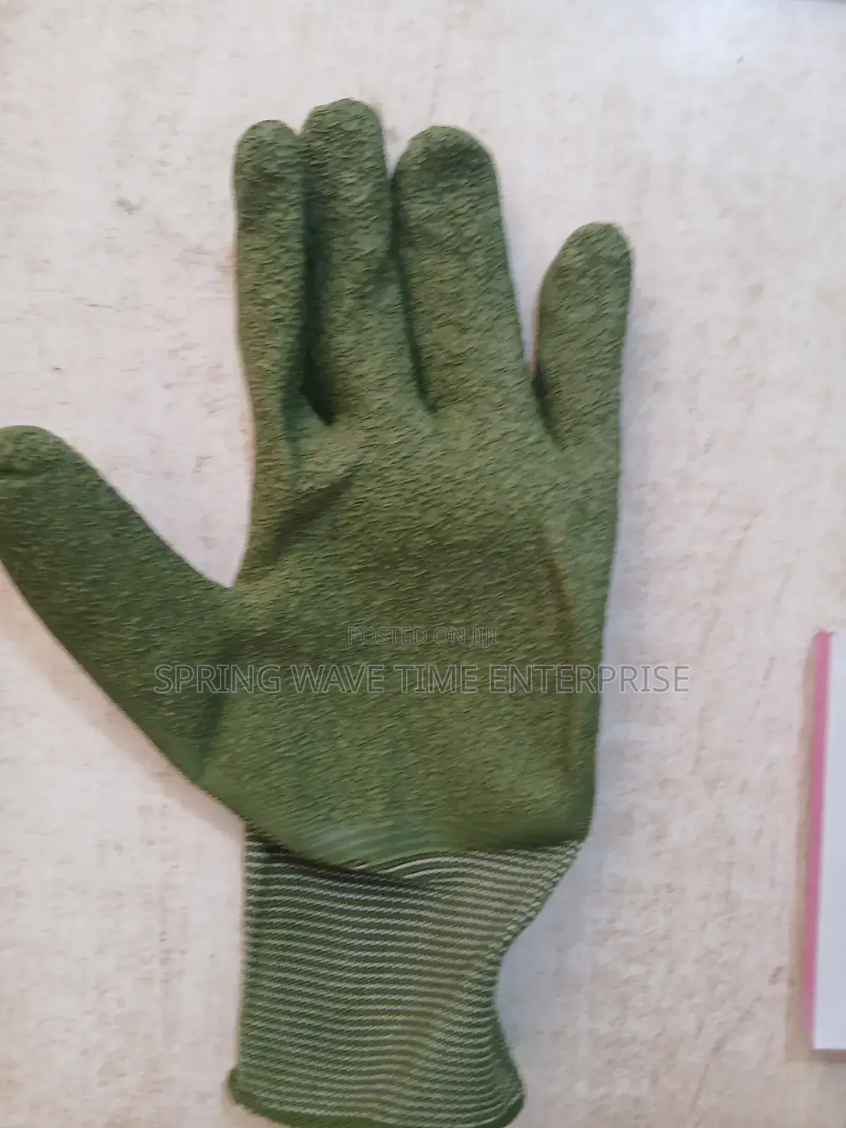 Mechanical Palm Glove