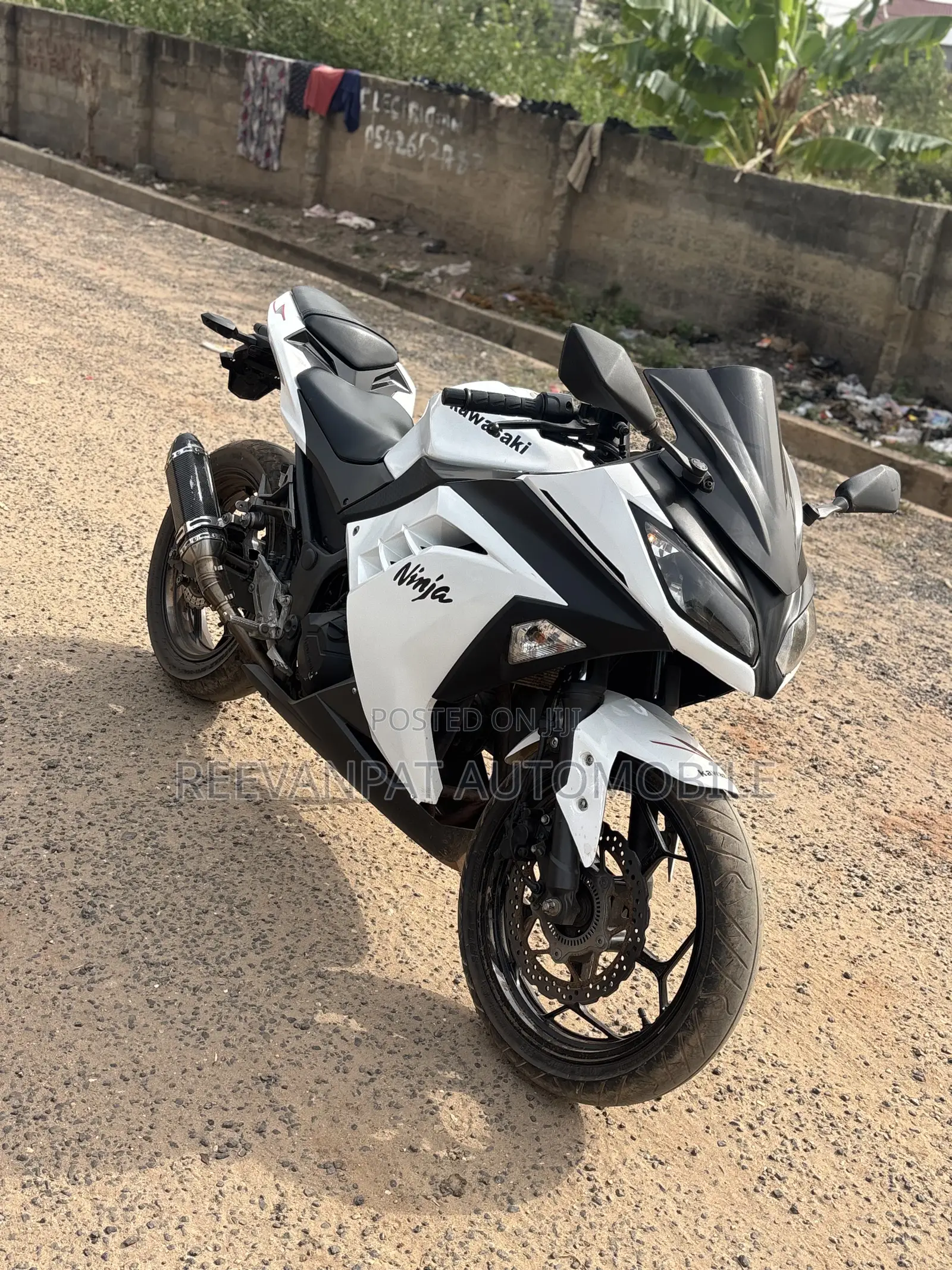 Kawasaki Ninja 300 2012 White