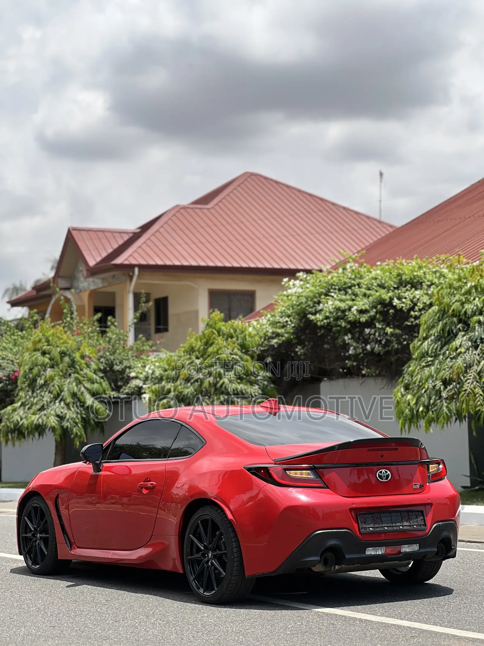 Toyota GR86 Premium (2.4L 4cyl 6A) 2024 Red