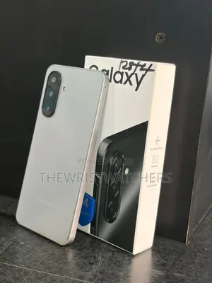 New Samsung Galaxy A17 128 GB Gray