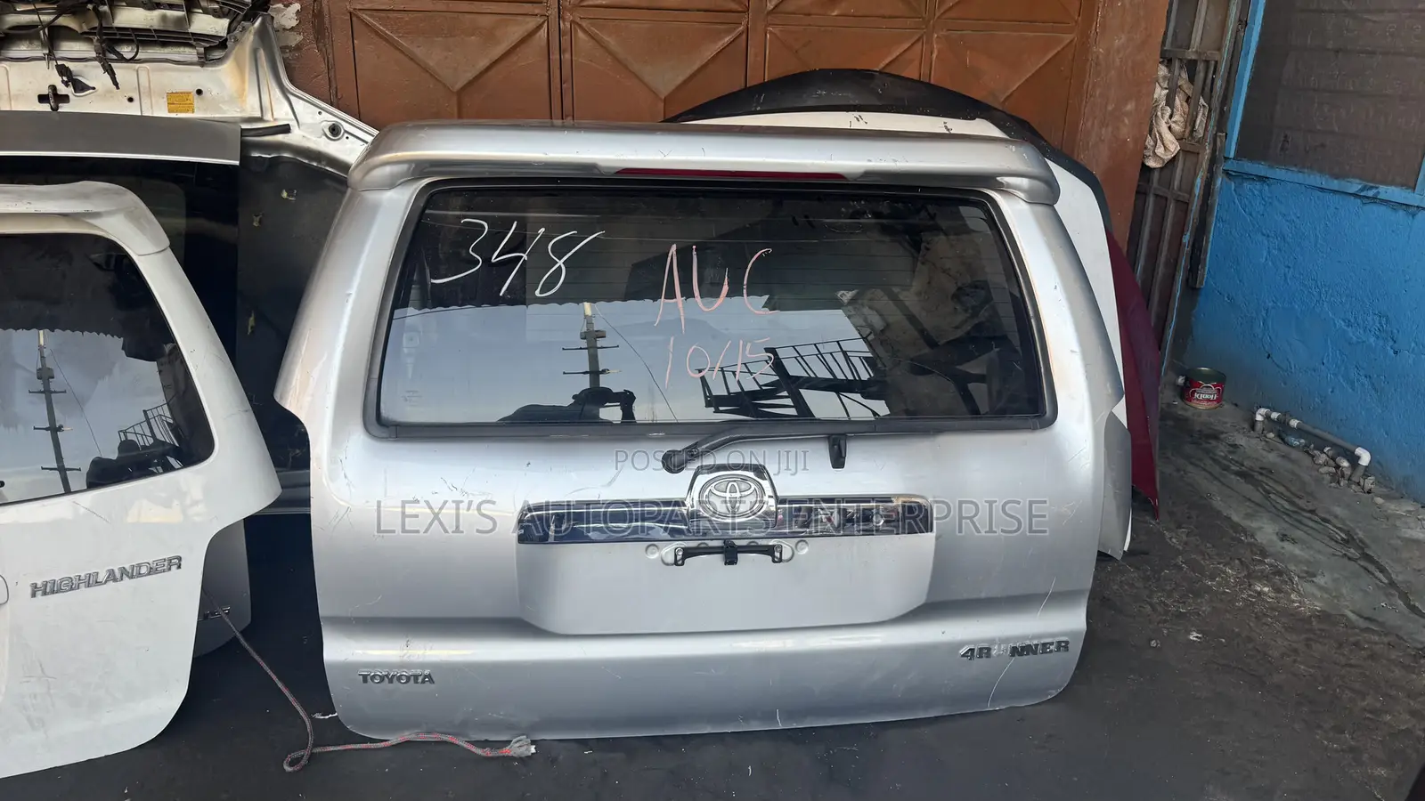 Toyota 4runner 2005,2006,207,2008,2010 Tailgate/ Boot Available