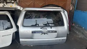 Toyota 4runner 2005,2006,207,2008,2010 Tailgate/ Boot Available