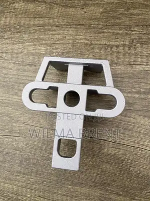 Universal Pole Bracket