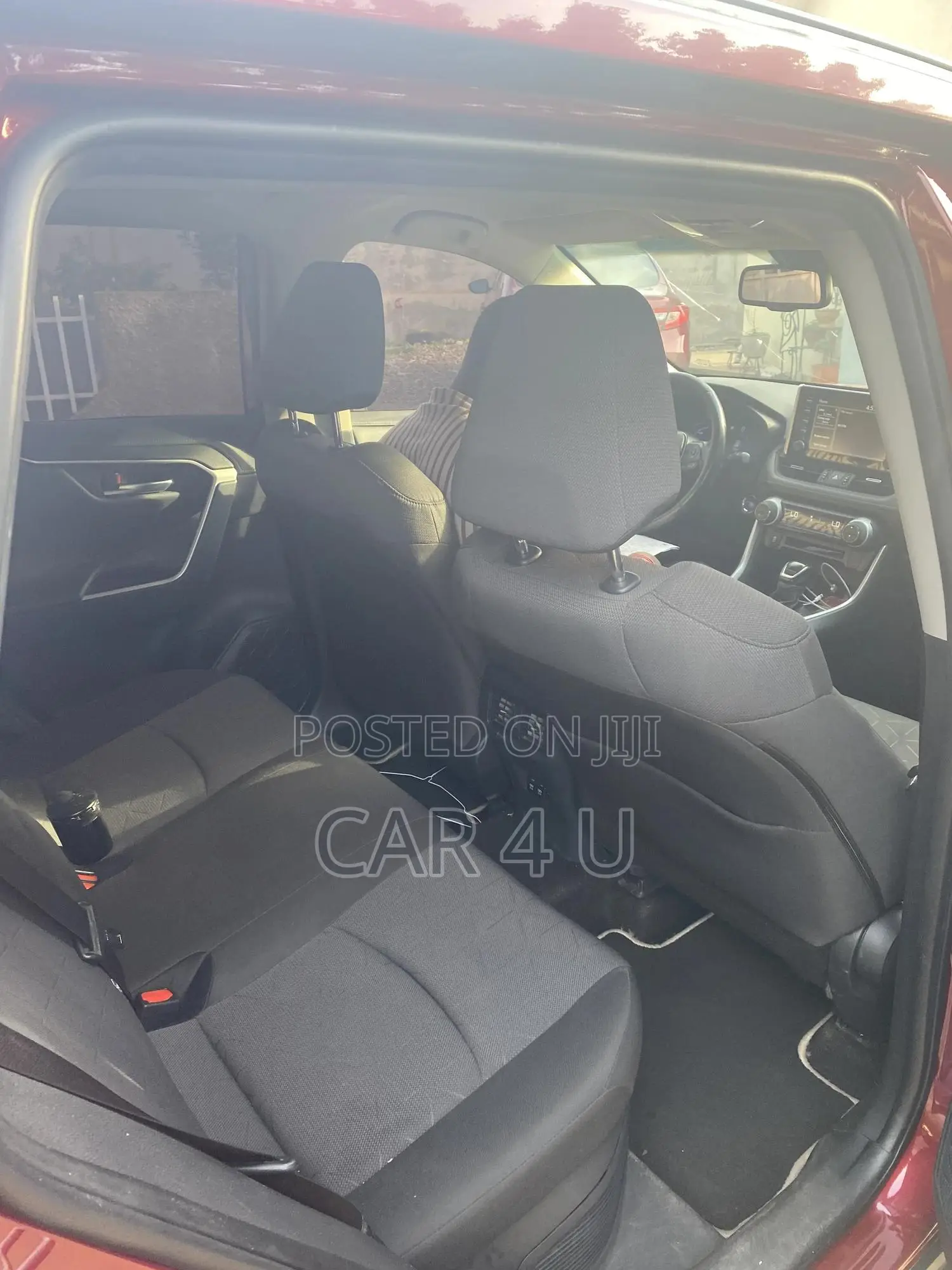 Toyota RAV4 Hybrid 2019 Red