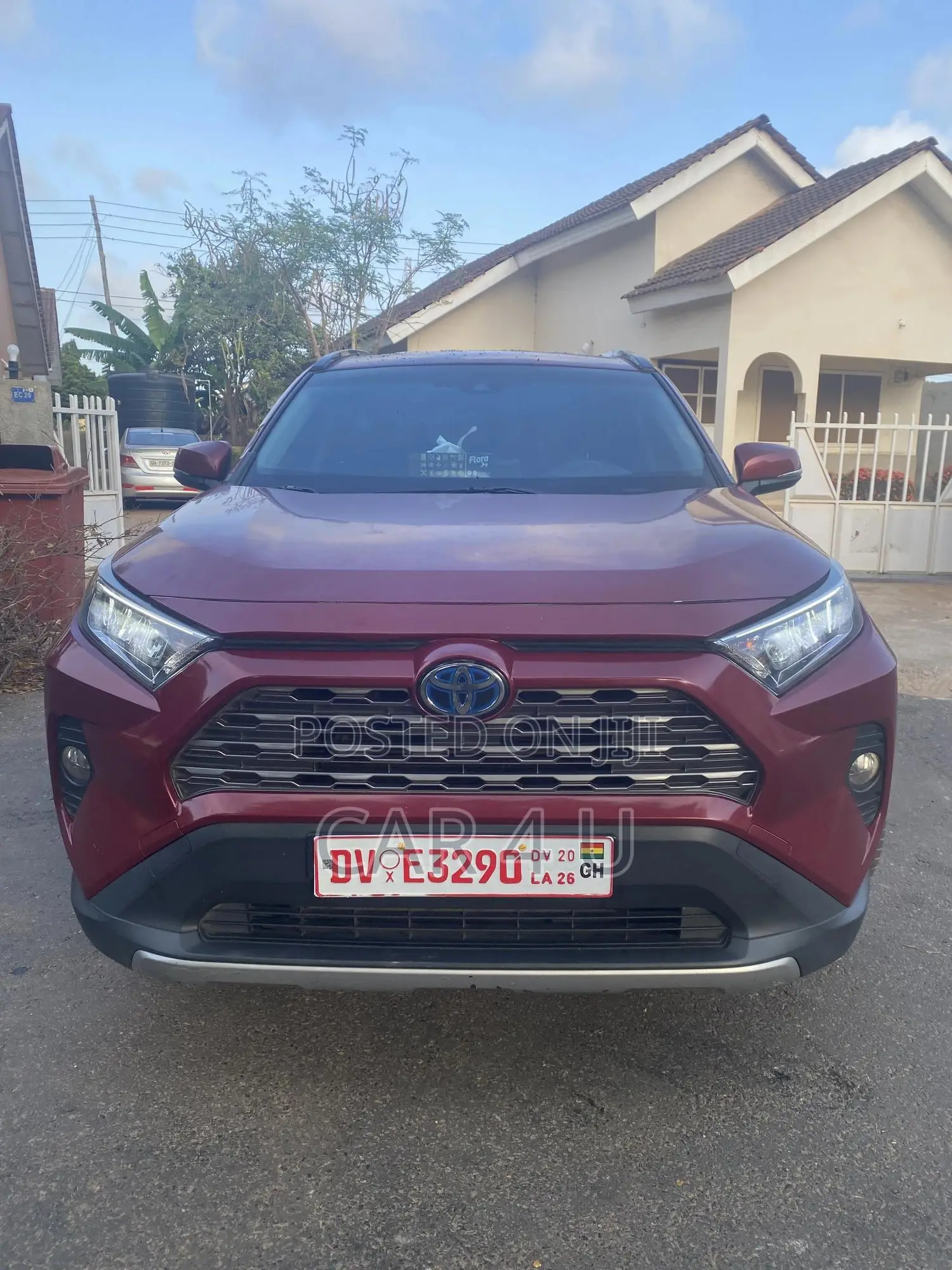 Toyota RAV4 Hybrid 2019 Red