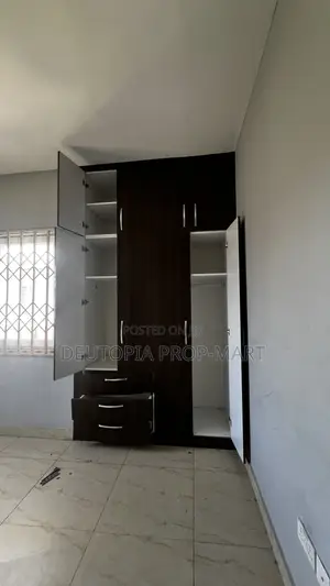2bdrm House in Sole Lagoon View, Tema Metropolitan for rent