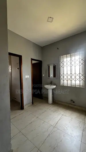 2bdrm House in Sole Lagoon View, Tema Metropolitan for rent