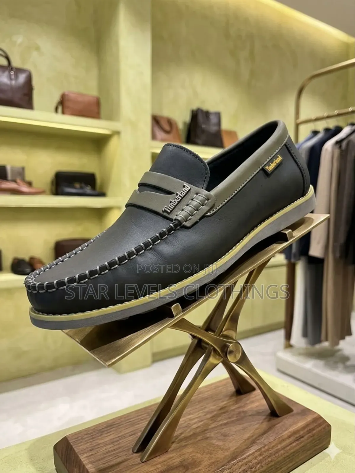 Quality Timberland Shoe Available in All Sizes (Black and Brown)