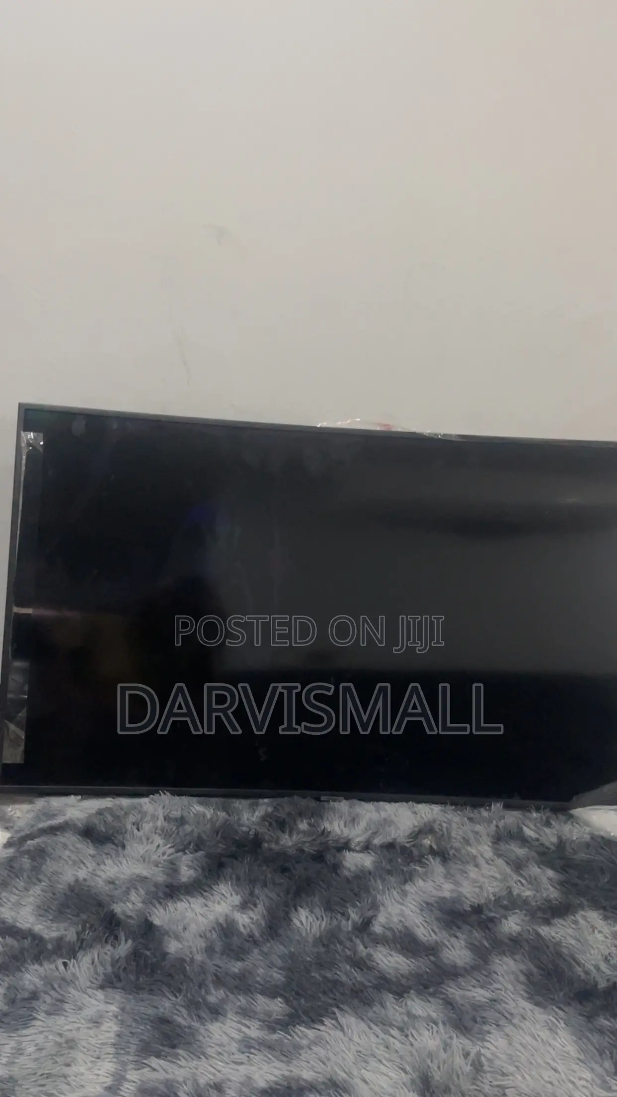 Qled Samsung Curve Tv 55inches ( Screen Broken)