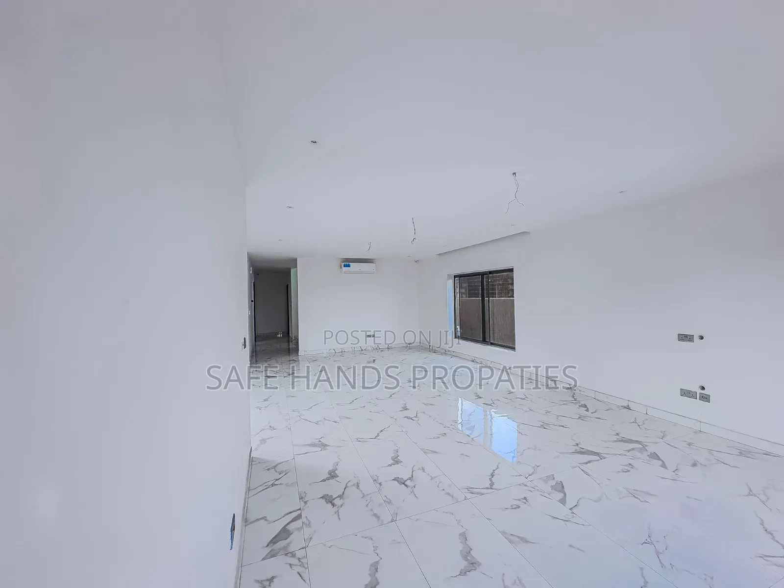 3bdrm Duplex in Accra Metropolitan for sale