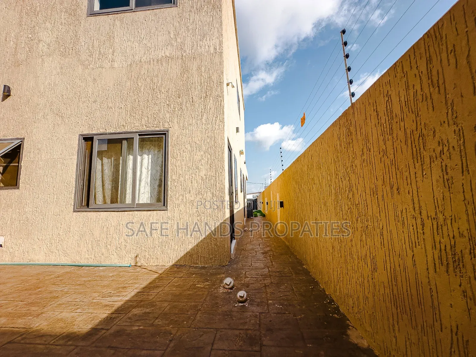 3bdrm Duplex in Accra Metropolitan for sale