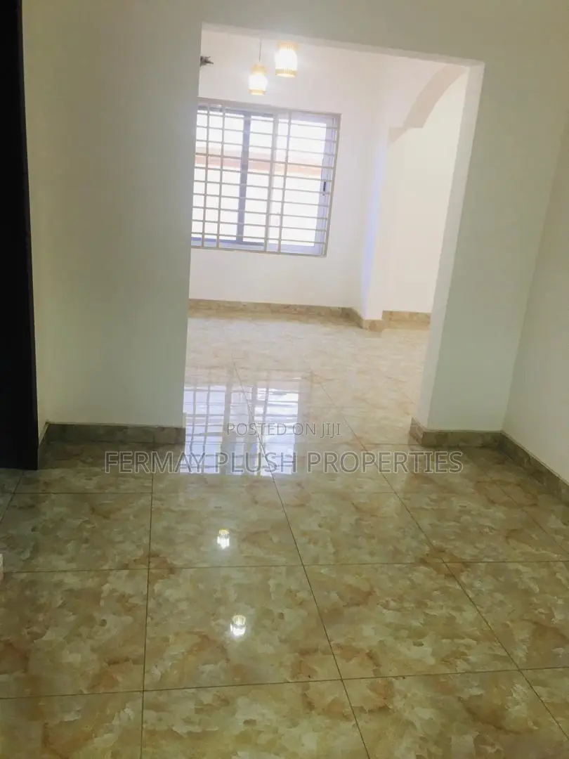 2bdrm House in Ashale Botwe, Accra Metropolitan for sale